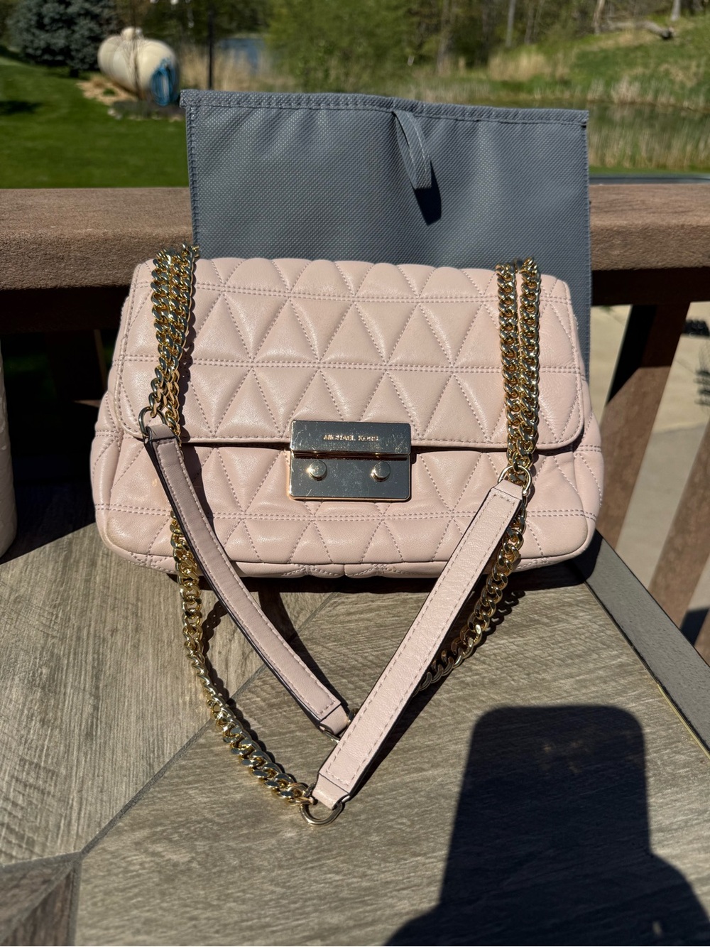 GUC Michael Kors Sloan Large Quilted-Leather Lambskin Soft Pink Shoulder Bag - Picture 3 of 9